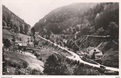 88 - Environ de BUSSANG (Vosges) - L'Hôtel et le Col de Bussang