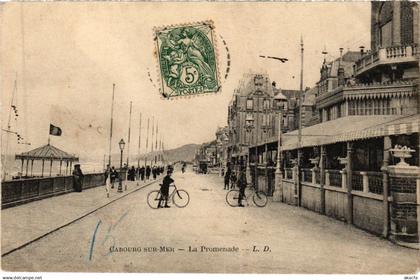 CPA CABOURG CABOURG-sur-MER - La Promenade (1258228)