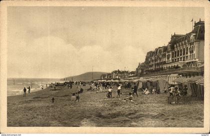 CPA Cabourg la plage