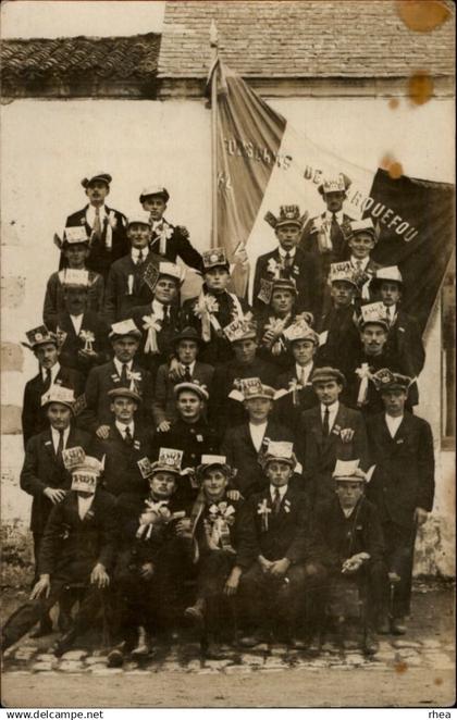 44 - CARQUEFOU - CARTE PHOTO des CONSCRITS de Carquefou