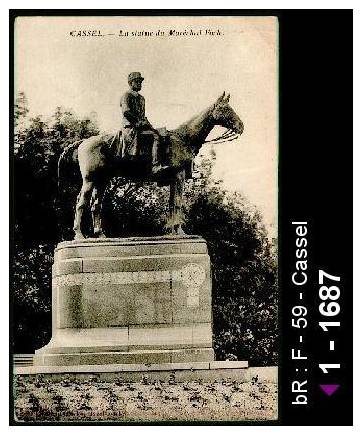 59 Cassel - CASSEL - La statue du Maréchal Foch - statue - statue foch statue 59 - cpa -  /  D59D  K59135K  C59135C