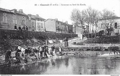 D82   CAUSSADE < LES LAVEUSES AU BORD DU CANDE