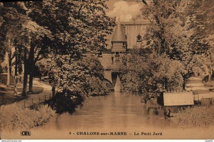 CPA Chalons Sur Marne Le Petit Jard