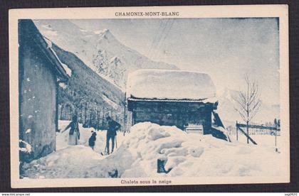 Chamonix Mont Blanc-Chalets sous la neige