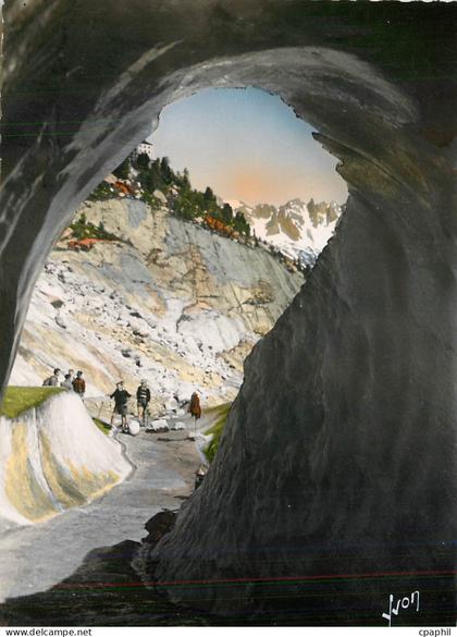 CPM Chamonix Mont Blanc (Haute Savoie) La Mer de Glace Entree de la Grotte Alpinisme