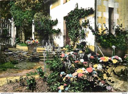 Carte Postale - 79 - Champdeniers Saint Denis - Maison fleurie - Carte dentelée - CPM - Voir Scans Recto-Verso - Poscard