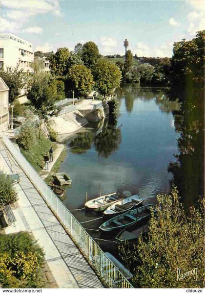 Carte Postale - 94 - Champigny-sur-marne - Promenade sur les bords de Marne au pont de Champigny vue sur Chennevières -
