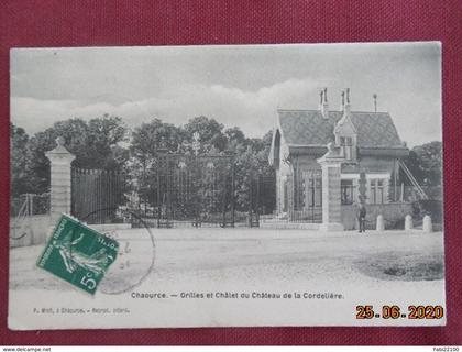 CPA - Chaource - Grilles et Chalet du Château de la Cordelière