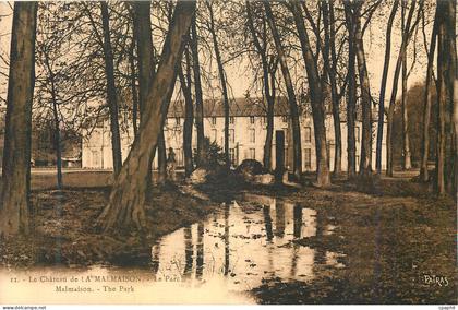 CPA Chateau de la Malmaison Le Parc