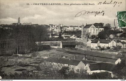CPA Chateau Landon Vue Generale Ecote Sud