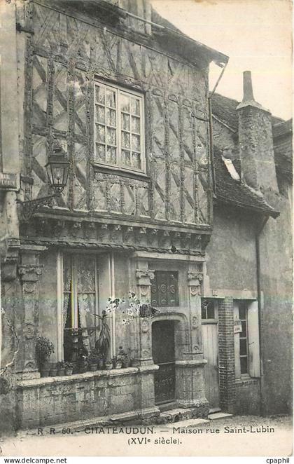 CPA Chateaudun Maison rue Saint Lubin