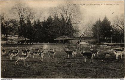 CPA CHATEAUVILLAIN - Les Daims au Parc (368404)