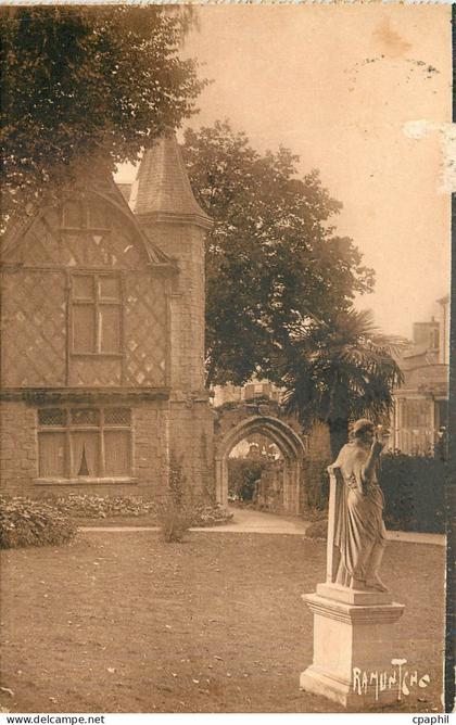 CPA Jardin public de Chatellerault