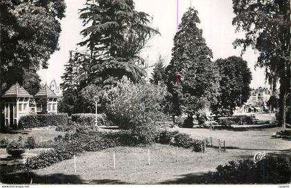 CPM Chatellerault Le Jardin Public