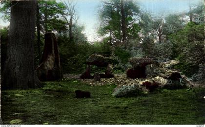 CPSM Chaville Ses dolmens