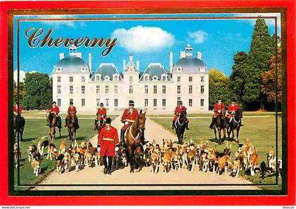 Carte Postale - 41 - Cheverny - Les piqueux et la meute de l'équipage de Cheverny devant le château - Chasse à Courre -