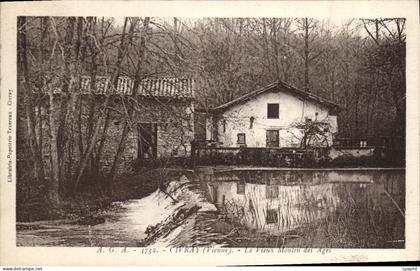 CPA Civray Le Vieux Moulin des Ages
