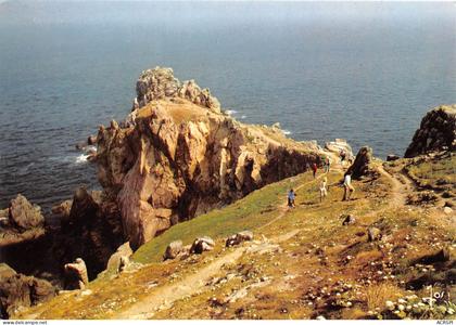 CLEDEN CAP SIZUN La pinte du van 24(scan recto-verso) MA968