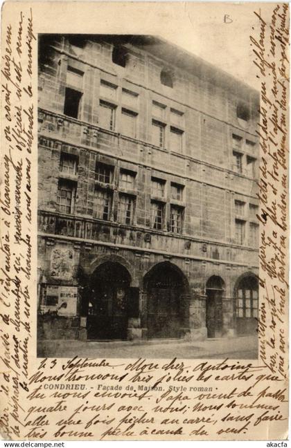 CPA CONDRIEU - Facade de Maison Style roman (450601)