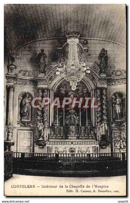 CPA Confolens Interieur de la chapelle de l'hospice