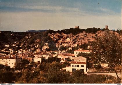 Cotignac - panorama du village