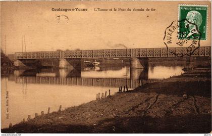 CPA COULANGES-sur-YONNE - L'YONNE et le Pont du Chemin de fer (358266)