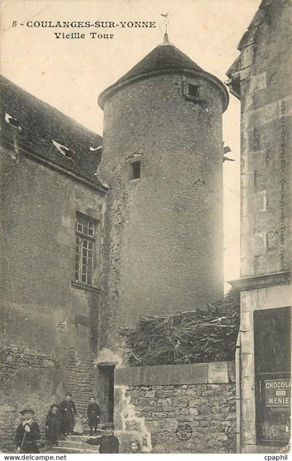 CPA Coulanges sur Yonne Vieille Tour Enfants