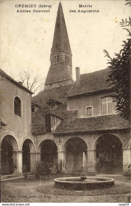 CPA Cremieu Ancien Couvent Mairie des Augustins