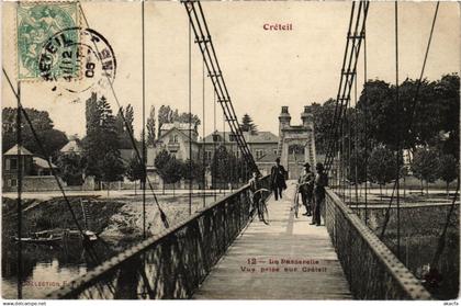 CPA AK Creteil La Passerelle Vue prise sur Creteil FRANCE (1282376)