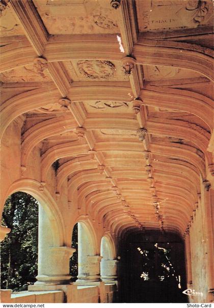 17 DAMPIERRE SUR BOUTONNE CHATEAU