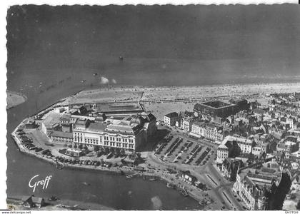 CPA DEAUVILLE-TROUVILLE