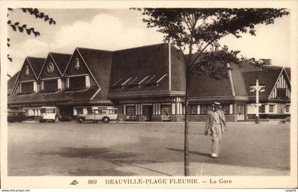 Deauville - La Gare - CPA