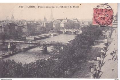 75 -  PARIS - LA SEINE ET SES BORDS - PENICHES SOUS LES PONT VERS LE CHAMPS DE MARS