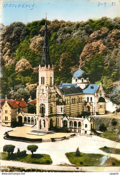 CPM Domremy la Pucelle (Vosges) Vue aerienne Basilique Nationale de Sainte Jeanne d'Arc