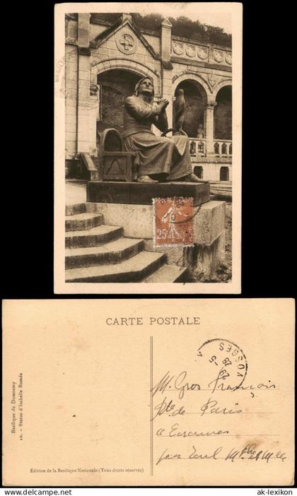 Domrémy-la-Pucelle Basilique de Domremy Statue d'Isabelle Romée 1928