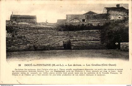 Doue la Fontaine CPA Les arenes Les gradins (cote Ouest)