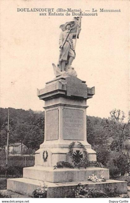 DOULAINCOURT - Le Monument aux Enfants de Doulaincourt - très bon état