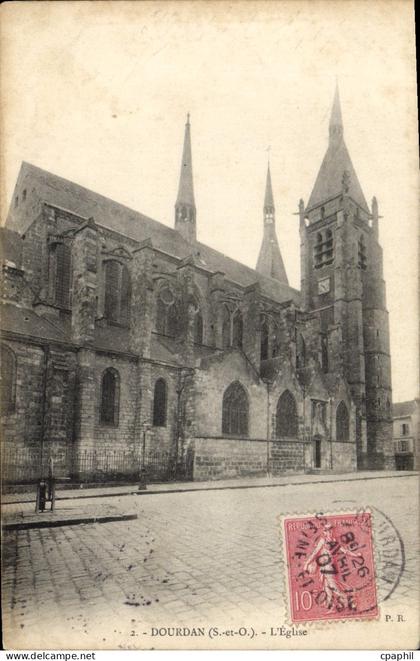 CPA Dourdan L'Eglise