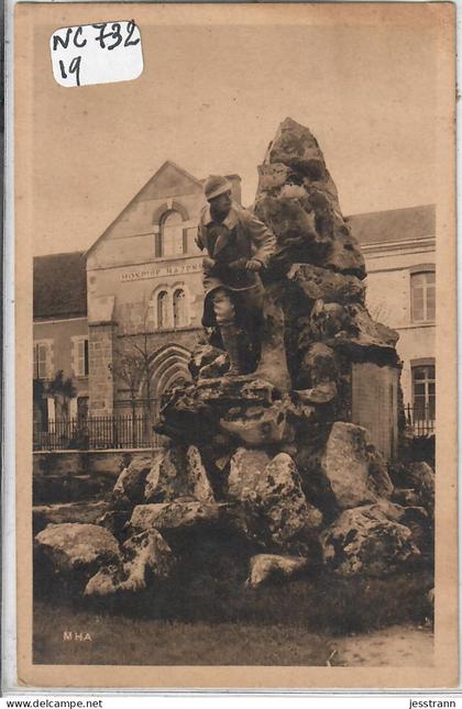 DUN-LE-PALLETEAU- DUN-LE-PALESTEL- LE MONUMENT DE LA GUERRE 1914-18