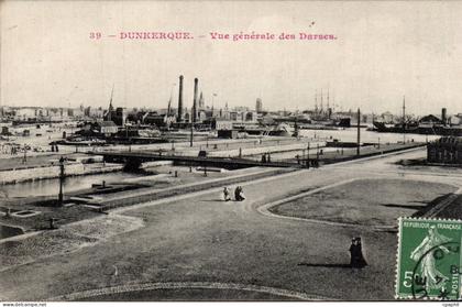 Dunkerque - Vue Generale des Darses - CPA