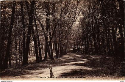 CPA Ecouen Allee verte du Chateau (1317621)