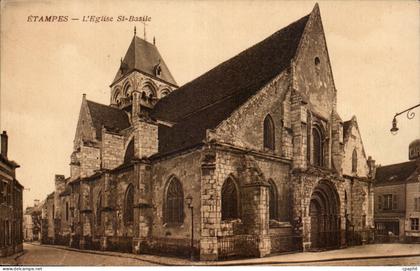 Etampes CPA L'eglise St Basile