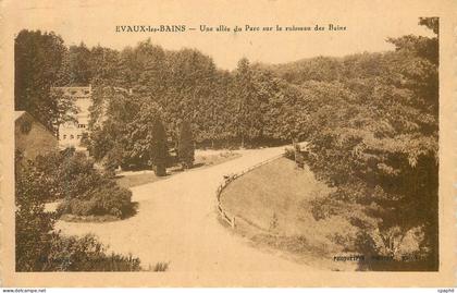 CPA Evaux les bains une allee du parc sur le ruisseau des bains