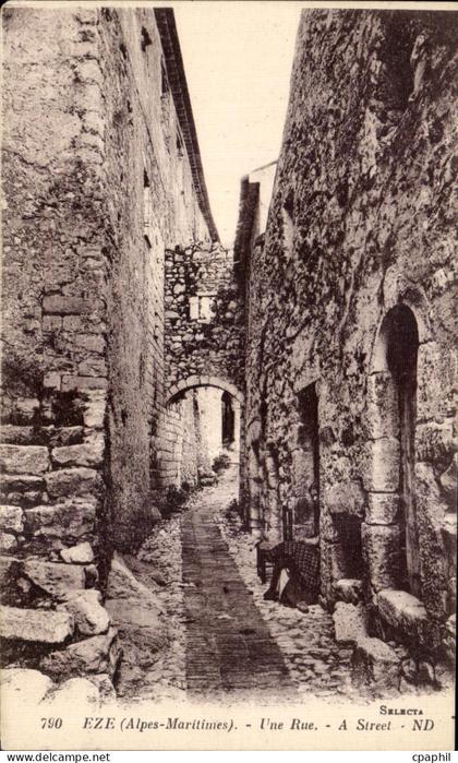 CPA Eze Une Rue A Street