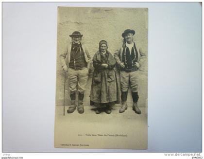 FAOUËT  (Morbihan)  :  Trois bons vieux de Faouët  X