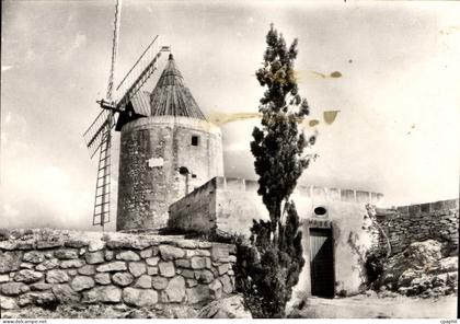 CPSM Paysages De Provence Le Moulin De Daudet Fontvieille