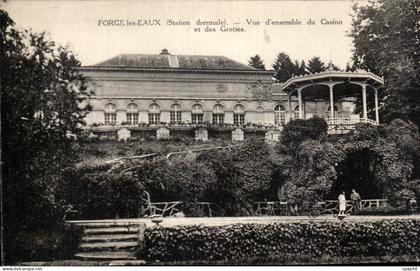 Forges les Eaux - Vue d'Ensemble du Casino et des Grottes - CPA