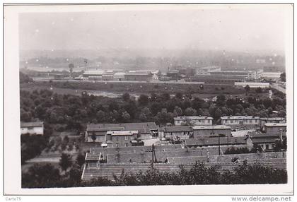 Photographie - Ville à situer - Hangars