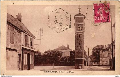 CPA Freneuse - La Place (103216)