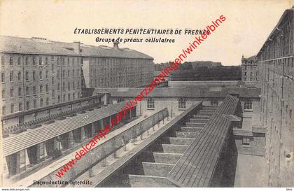 Etablissements Pénitentiaires de Fresnes - Groupe de préaux cellulaires - Fresnes - (94) Val de Marne